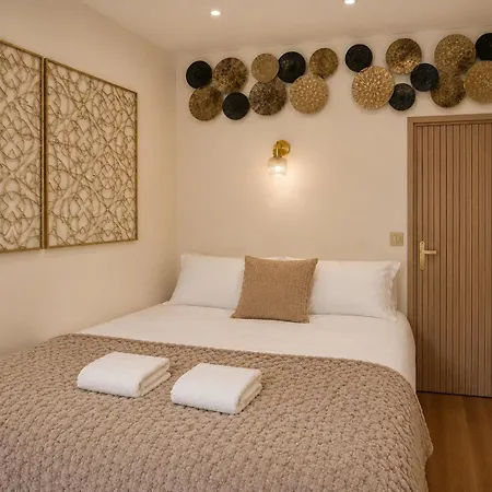 Hop Le Marais Corporate 3* Parigi